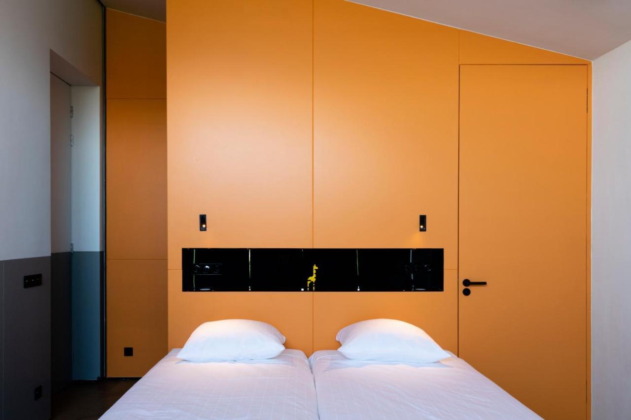 סלאוס De 6 Linden Boutique Hotel מראה חיצוני תמונה
