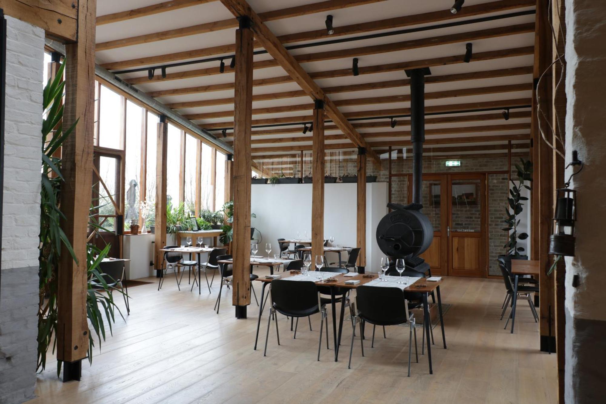 סלאוס De 6 Linden Boutique Hotel מראה חיצוני תמונה